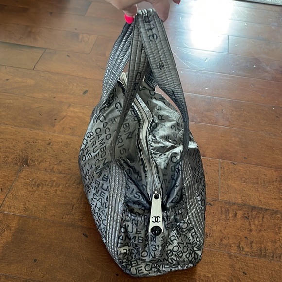 Chanel Rue Cambon 32 Silver Hobo Shoulder Bag         Chanel bag 🔥🔥🔥 - Picture 2 of 12